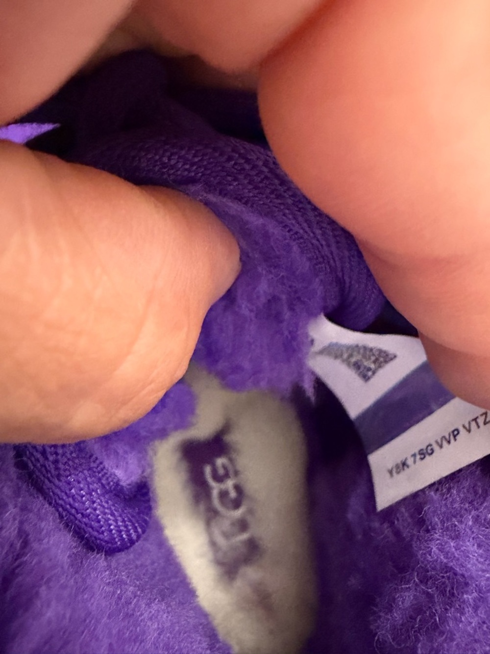 UGG Kids Neumel II boots, purple suede upper and a cozy wool lining Size 11 kids - Picture 7 of 8